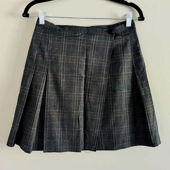 Tristan Gray Plaid Knee-Length Wrap Skirt - Picture 1 of 10